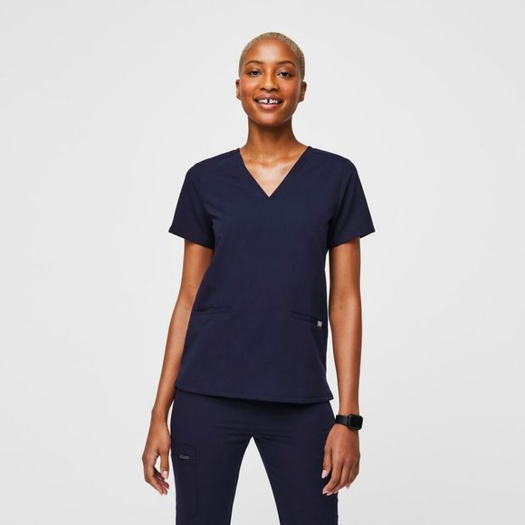 Figs Tops - FIGS Casma Three-Pocket Scrub Top Color Navy Size Small